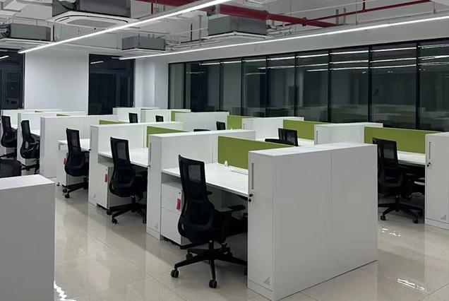 簡約現(xiàn)代職員(yuán)桌-12